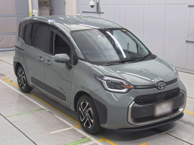 TOYOTA SIENTA 2023