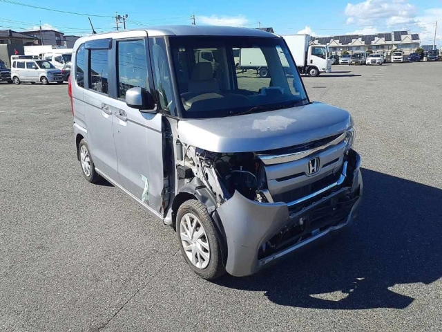 HONDA N BOX 2018