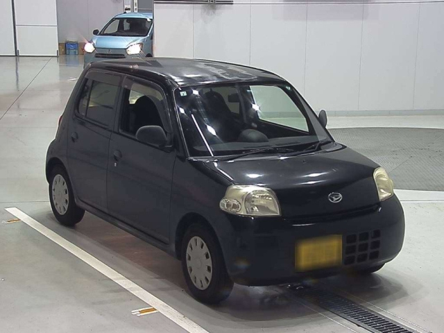 DAIHATSU ESSE 2011