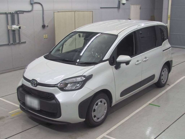 TOYOTA SIENTA 2025