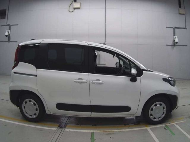 TOYOTA SIENTA 2025