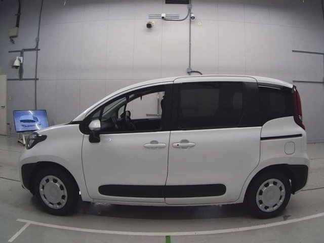 TOYOTA SIENTA 2025