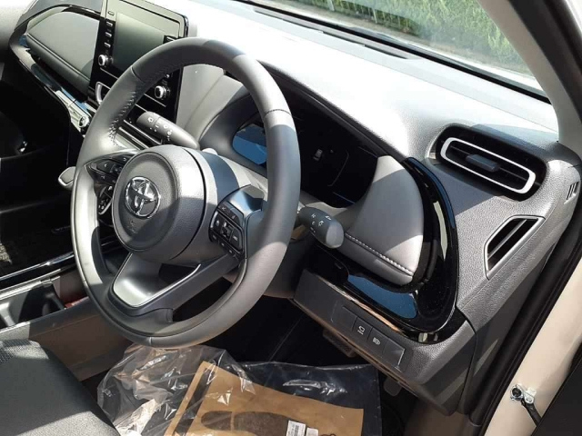 TOYOTA AQUA 2025