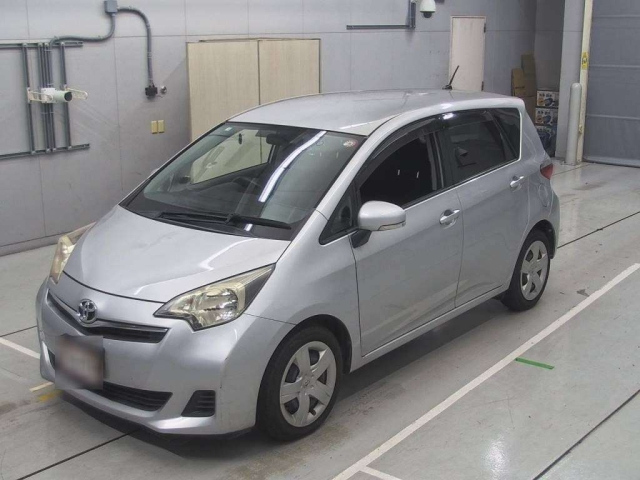 TOYOTA RACTIS 2010