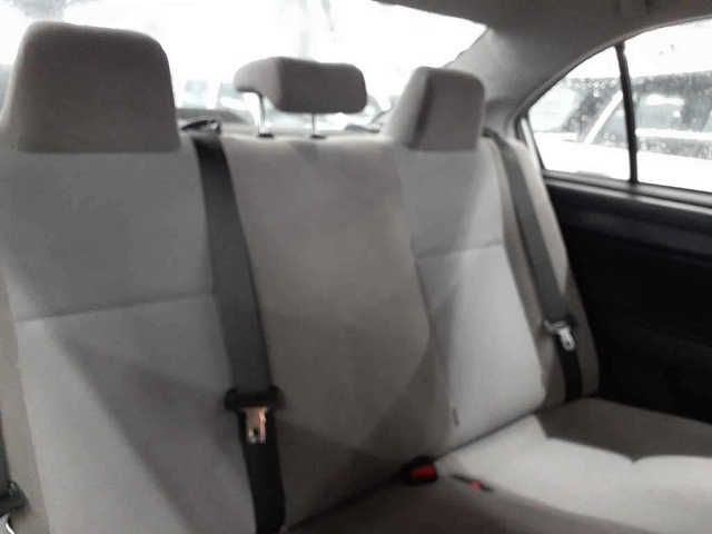 TOYOTA COROLLA AXIO 2016