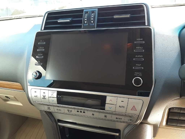 TOYOTA LAND CRUISER PRADO 2022