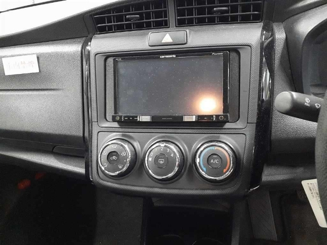TOYOTA COROLLA AXIO 2016