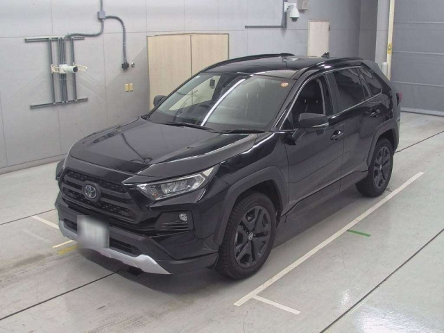 TOYOTA RAV4 2024