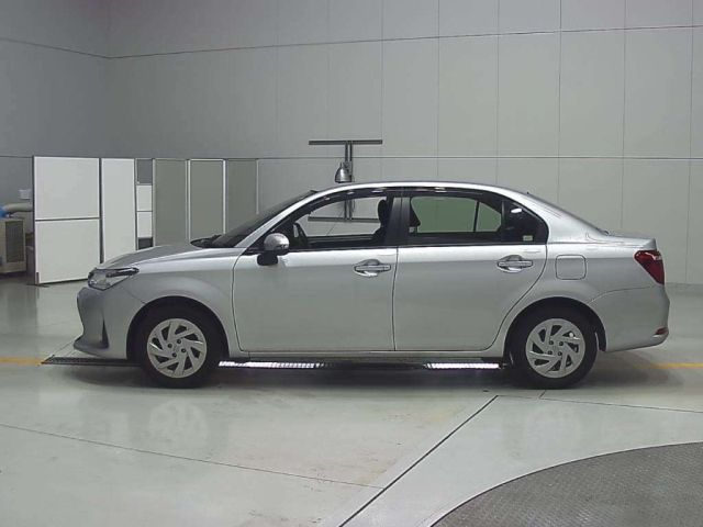 TOYOTA COROLLA AXIO 2018