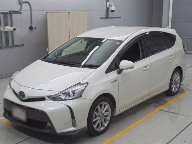 TOYOTA PRIUS ALPHA 2019