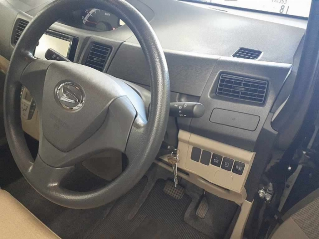 DAIHATSU MOVE 2012