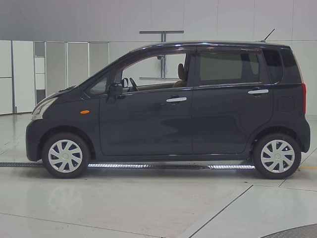 DAIHATSU MOVE 2012