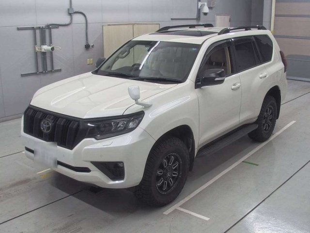 TOYOTA LAND CRUISER PRADO 2022