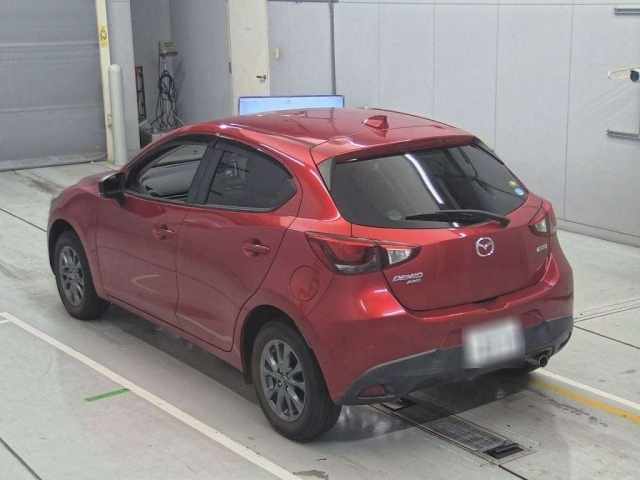 MAZDA DEMIO 2016
