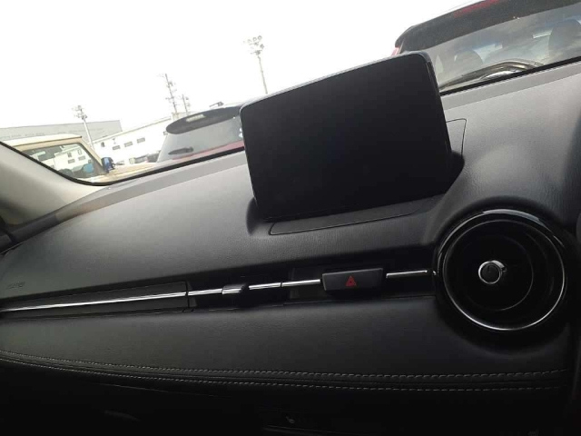 MAZDA DEMIO 2016