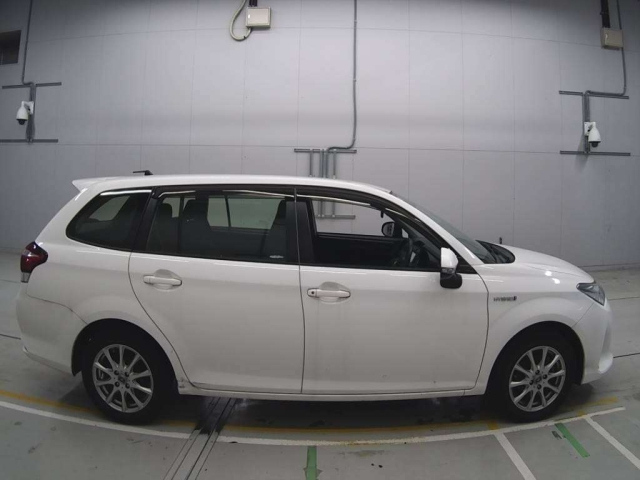 TOYOTA COROLLA FIELDER 2020