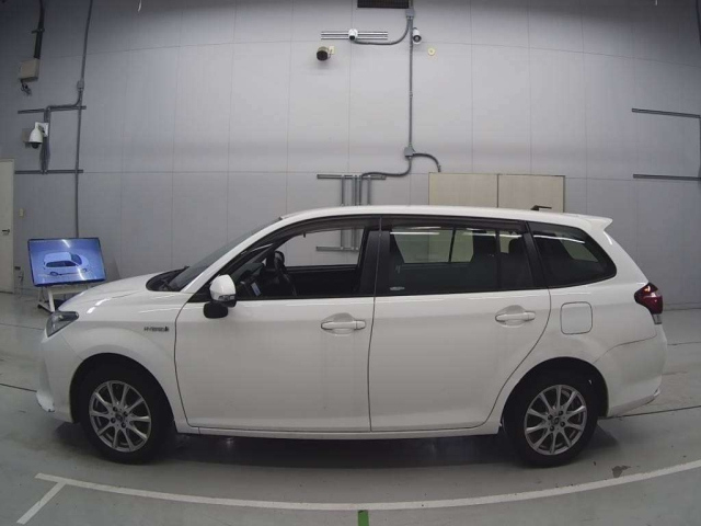 TOYOTA COROLLA FIELDER 2020
