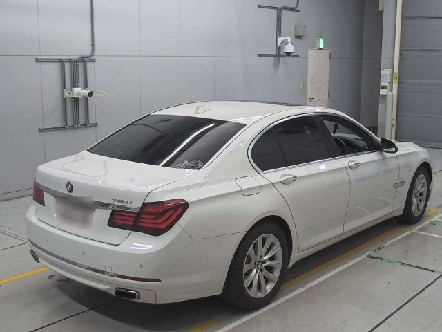 BMW 7 SERIES 2015