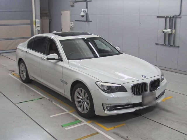 BMW 7 SERIES 2015