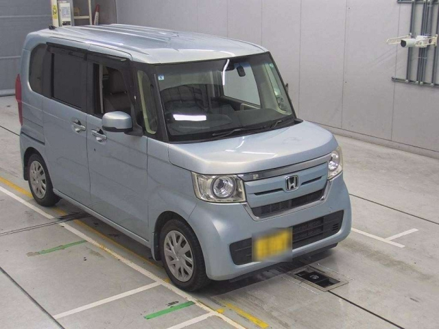HONDA N BOX 2017