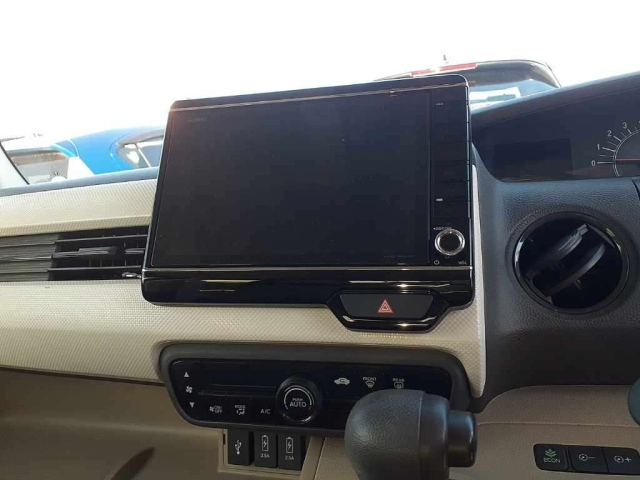HONDA N BOX 2017