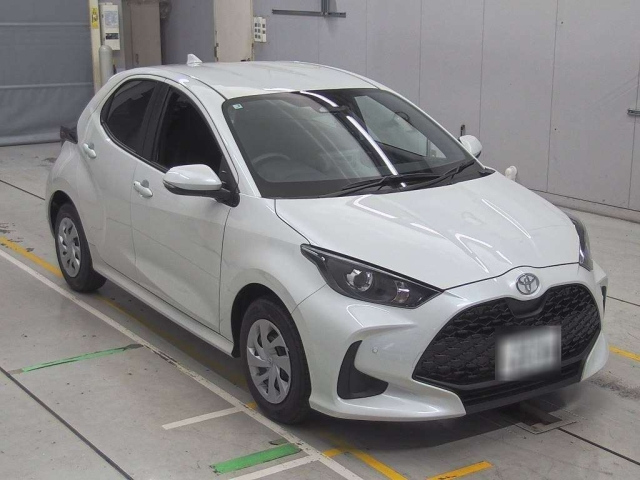 TOYOTA YARIS 2025