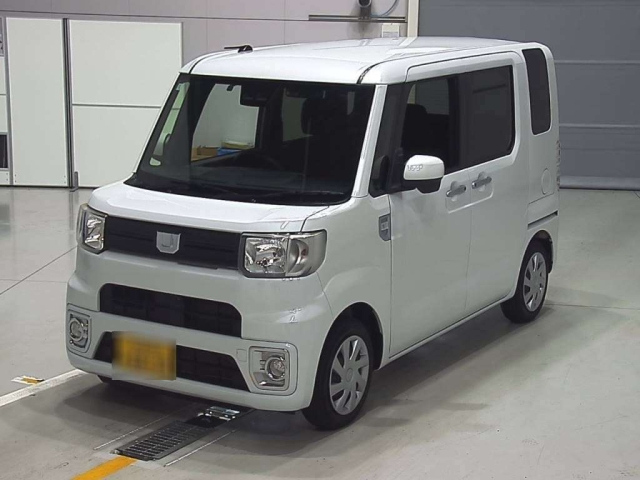 DAIHATSU WAKE 2021
