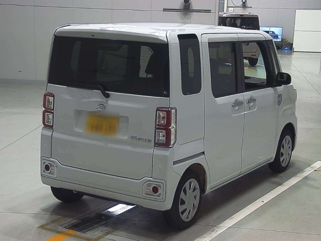 DAIHATSU WAKE 2021