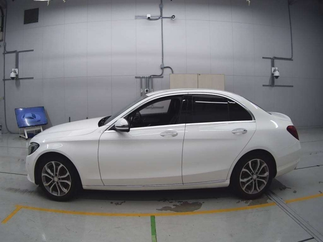 MERCEDES BENZ C CLASS 2015
