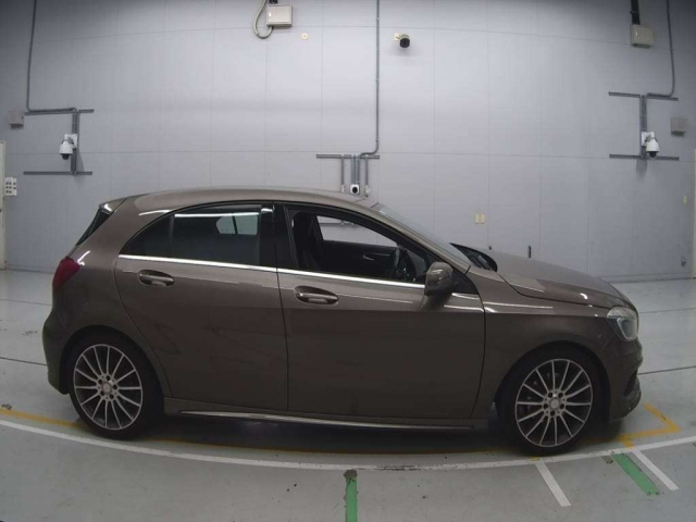 MERCEDES BENZ A CLASS 2012