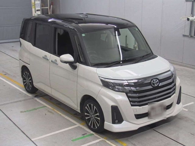 TOYOTA ROOMY 2022