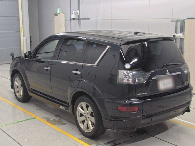 MITSUBISHI OUTLANDER 2010