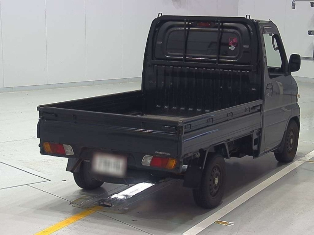 NISSAN CLIPPER TRUCK 2010