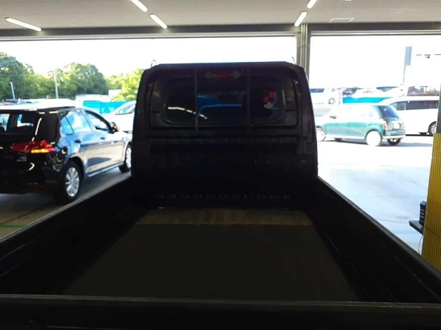 NISSAN CLIPPER TRUCK 2010