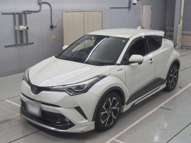 TOYOTA C-HR 2017