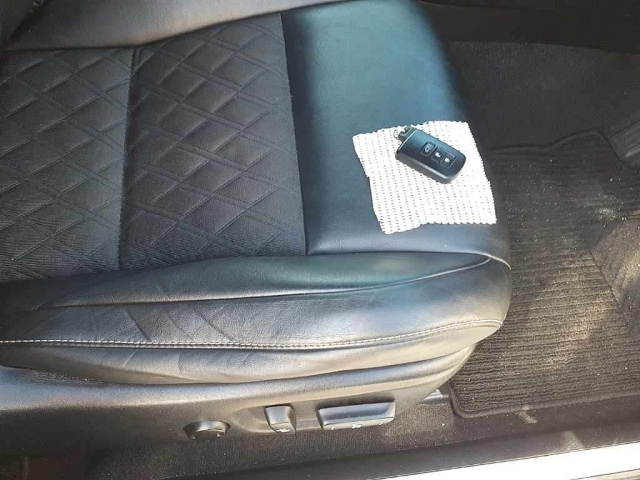 TOYOTA HARRIER 2015