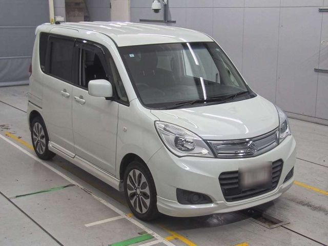 SUZUKI SOLIO 2015