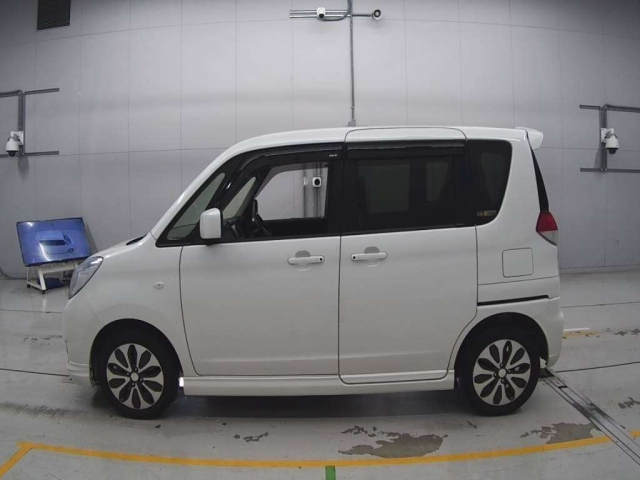 SUZUKI SOLIO 2015
