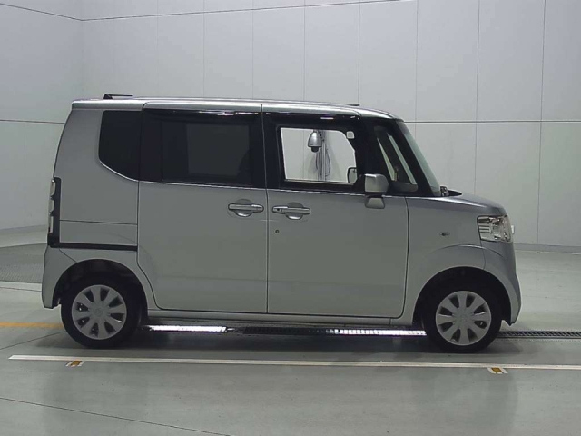 HONDA N BOX PLUS 2012