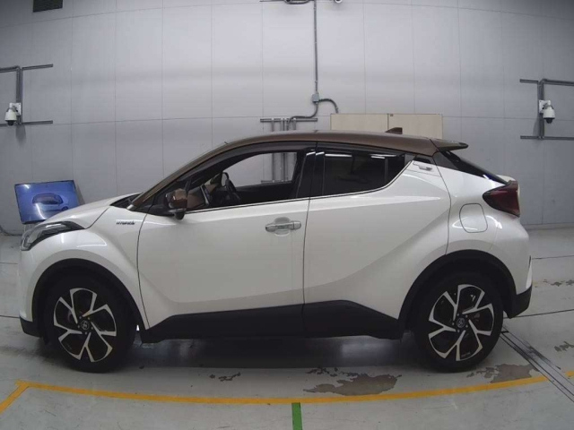 TOYOTA C-HR 2019