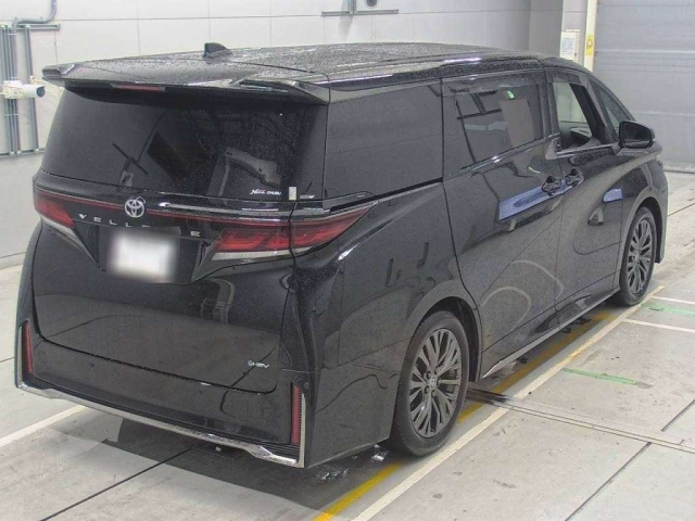 TOYOTA VELLFIRE 2023