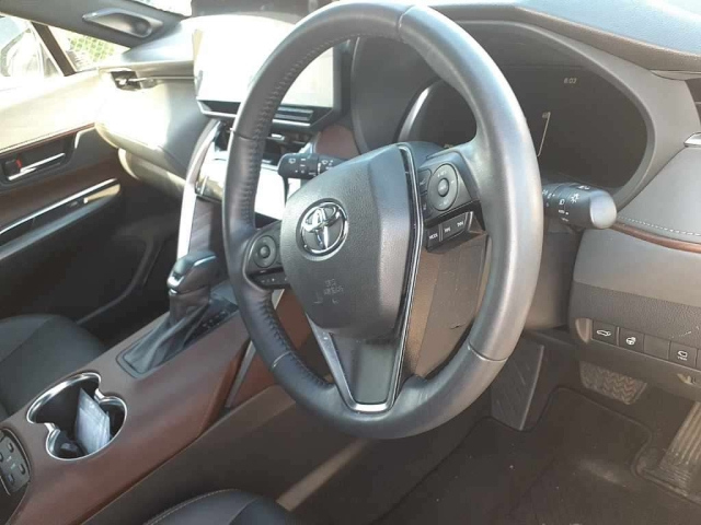 TOYOTA HARRIER 2023