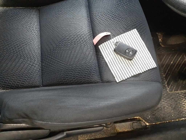 TOYOTA COROLLA FIELDER 2012
