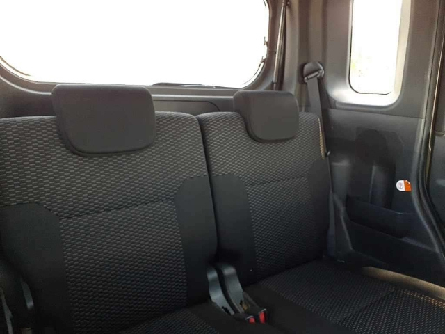 DAIHATSU WAKE 2015