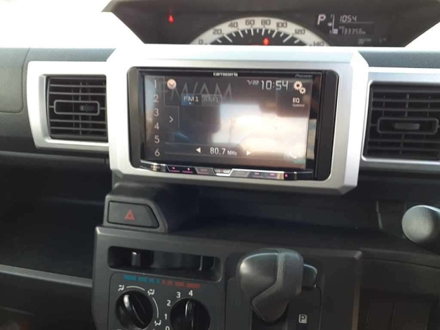 DAIHATSU WAKE 2015