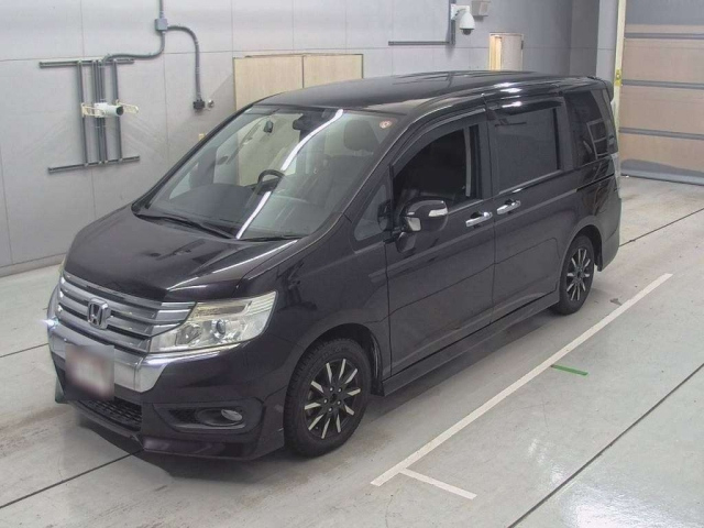 HONDA STEP WAGON 2014