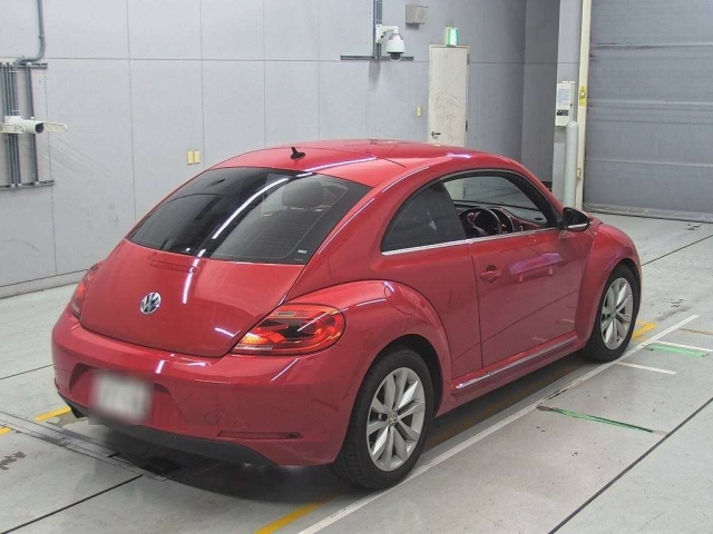 VOLKSWAGEN THE BEETLE 2012