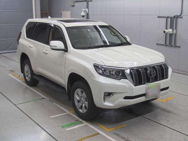 TOYOTA LAND CRUISER PRADO 2022
