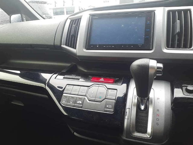 HONDA STEP WAGON 2014