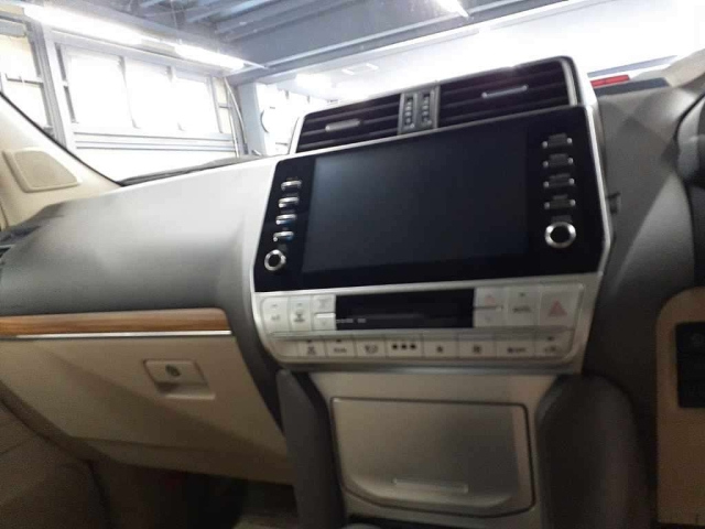 TOYOTA LAND CRUISER PRADO 2022